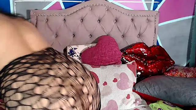 Mia queen 21 online show from March 2025 11:38:02 AM