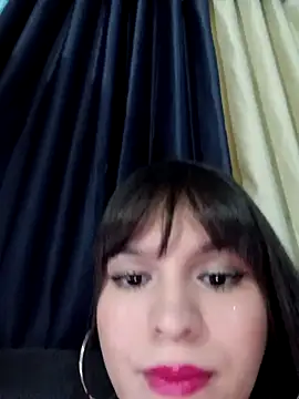 Snapshot of EmiTranny chatting on January 2025 12:09:01 AM EmiTranny online show from January 2025 12:09:01 AM