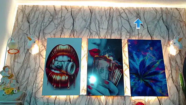 Snapshot of EmiTranny chatting on March 2025 07:00:02 AM EmiTranny online show from March 2025 07:00:02 AM