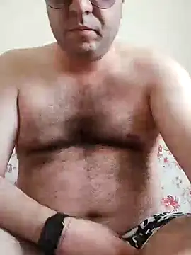 Snapshot of fraud705 chatting on March 2025 01:02:01 PM fraud705 online show from March 2025 01:02:01 PM