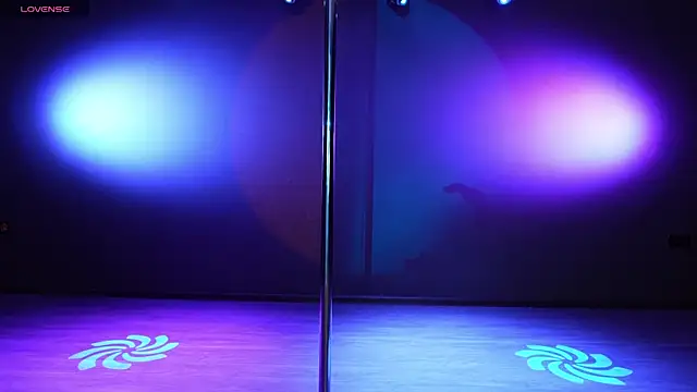 Snapshot of Masha_2002 chatting on November 2025 08:46:02 PM Masha 2002 online show from November 2025 08:46:02 PM