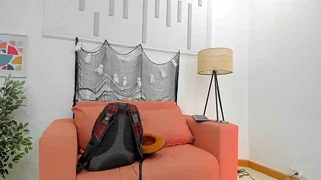 veronica salas online show from October 2025 09:05:02 PM