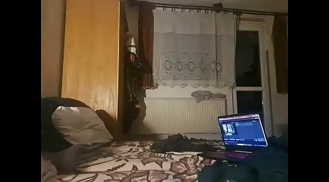 Snapshot of dilosan12345 chatting on February 2025 01:11:02 AM dilosan12345 online show from February 2025 01:11:02 AM