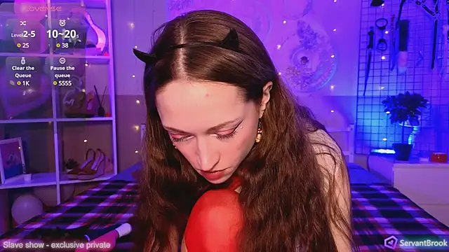 ServantBrook online show from February 2025 06:03:01 AM