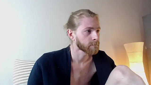Damien Bi online show from February 2025 04:58:02 AM