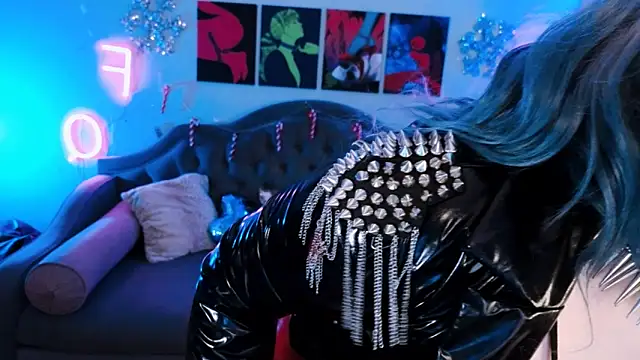 wickedxqueen online show from December 2024 03:11:02 AM