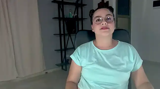 Snapshot of maela1 chatting on December 2024 01:14:01 AM maela1 online show from December 2024 01:14:01 AM