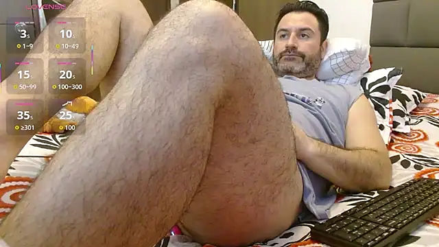 Snapshot of rodrher81 chatting on October 2025 05:14:02 PM rodrher81 online show from October 2025 05:14:02 PM