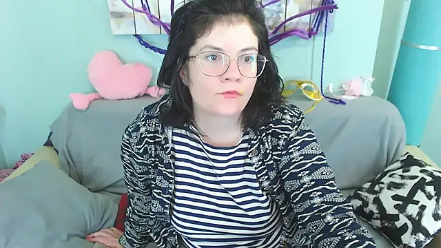 EverlyRays online show from December 2024 12:12:01 PM