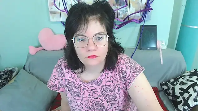 EverlyRays online show from December 2024 12:22:01 PM