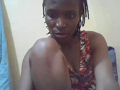 Snapshot of Smillie_prety chatting on November 2025 01:21:02 PM Smillie prety online show from November 2025 01:21:02 PM