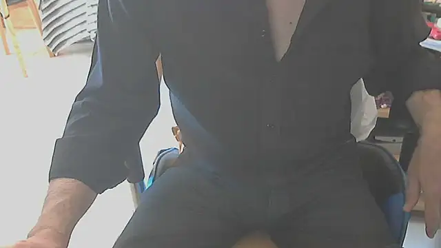 Snapshot of angelgarcia269 chatting on October 2025 11:52:02 AM angelgarcia269 online show from October 2025 11:52:02 AM