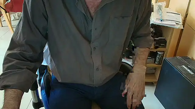 Snapshot of angelgarcia269 chatting on November 2025 11:54:01 AM angelgarcia269 online show from November 2025 11:54:01 AM