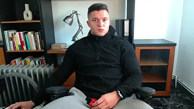 Tomasshelby  online show from December 2024 09:57:01 AM