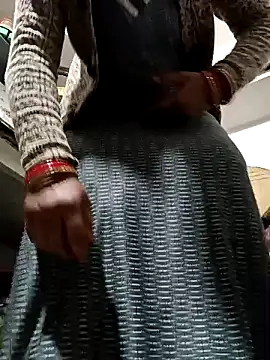 Snapshot of Riyaa-Devi chatting on December 2024 05:11:01 PM Riyaa-Devi online show from December 2024 05:11:01 PM