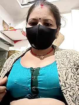 Snapshot of Riyaa-Devi chatting on January 2025 05:04:01 PM Riyaa-Devi online show from January 2025 05:04:01 PM