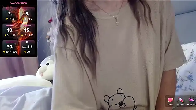 Snapshot of Viktoriiya_bald chatting on September 2025 08:14:02 AM Viktoriiya bald online show from September 2025 08:14:02 AM