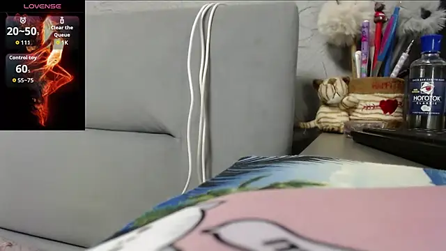 Snapshot of Viktoriiya_bald chatting on September 2025 01:51:02 AM Viktoriiya bald online show from September 2025 01:51:02 AM