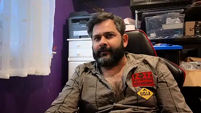 Sakhtlaundaz online show from November 2025 08:52:01 PM