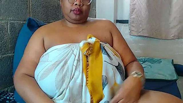 Snapshot of PASION_THUNDERX23 chatting on October 2025 08:37:02 PM PASION THUNDERX23 online show from October 2025 08:37:02 PM