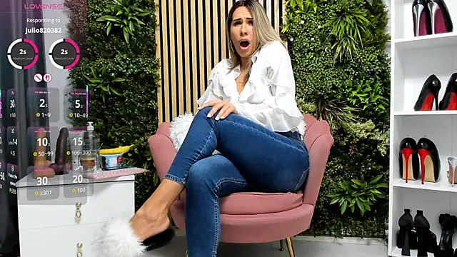 Snapshot of sweetcherry30 chatting on November 2025 07:11:02 AM sweetcherry30 online show from November 2025 07:11:02 AM