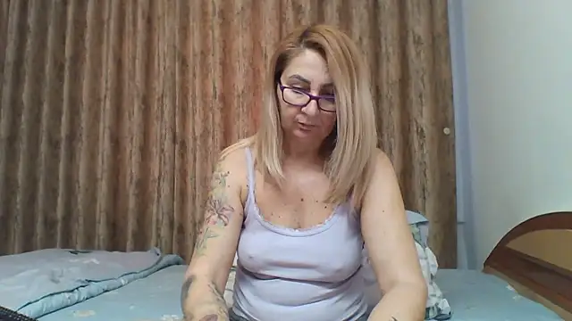 PussyEvely online show from February 2025 03:08:01 PM
