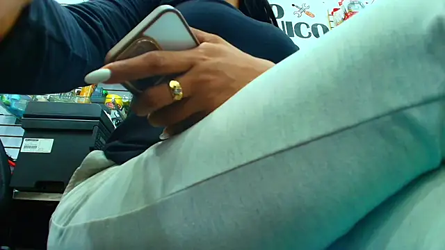 SQUIRT4UMEGAN online show from October 2025 08:50:02 PM