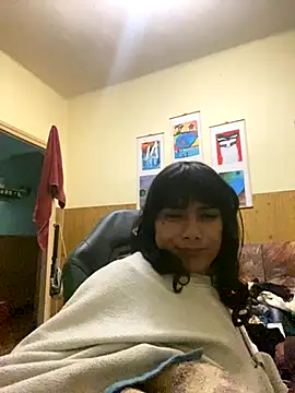 Snapshot of calliemaggotbone chatting on November 2025 09:33:02 AM calliemaggotbone online show from November 2025 09:33:02 AM