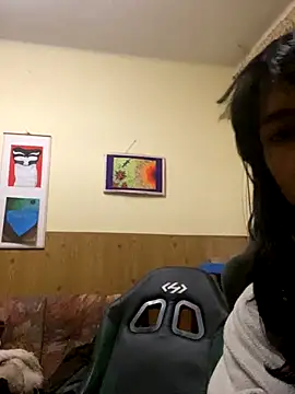 Snapshot of calliemaggotbone chatting on November 2025 11:45:01 AM calliemaggotbone online show from November 2025 11:45:01 AM