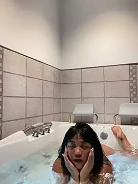 Emily restrepo online show from January 2025 12:43:02 AM