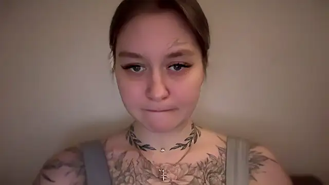 Snapshot of Isabel-Bailey chatting on December 2024 08:21:02 PM Isabel-Bailey online show from December 2024 08:21:02 PM