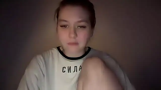 Snapshot of Isabel-Bailey chatting on December 2024 11:24:01 PM Isabel-Bailey online show from December 2024 11:24:01 PM