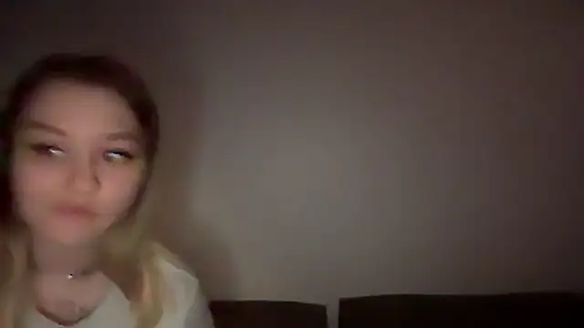 Snapshot of Isabel-Bailey chatting on December 2024 11:10:02 PM Isabel-Bailey online show from December 2024 11:10:02 PM