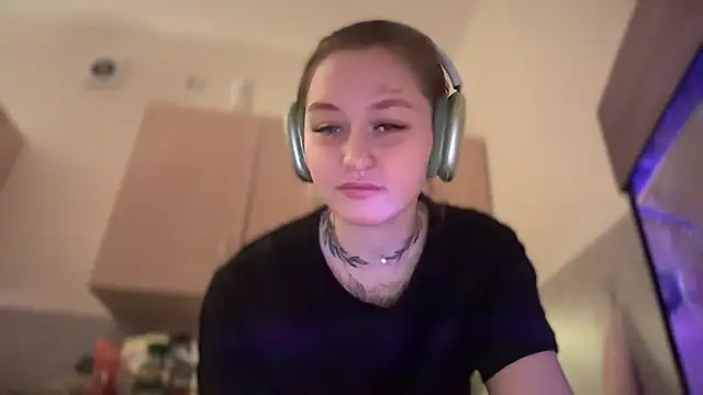 Snapshot of Isabel-Bailey chatting on January 2025 12:57:01 AM Isabel-Bailey online show from January 2025 12:57:01 AM