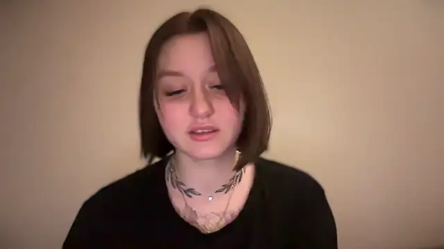 Snapshot of Isabel-Bailey chatting on January 2025 09:02:01 PM Isabel-Bailey online show from January 2025 09:02:01 PM