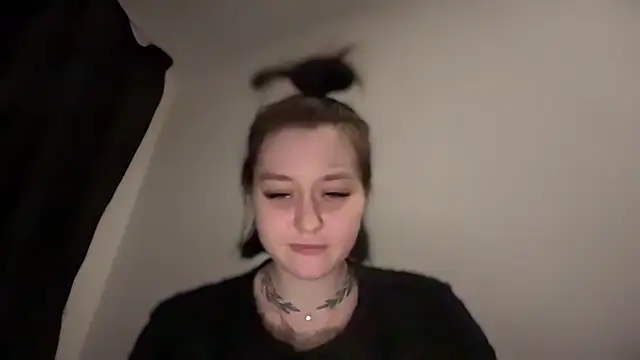 Snapshot of Isabel-Bailey chatting on January 2025 12:59:01 AM Isabel-Bailey online show from January 2025 12:59:01 AM