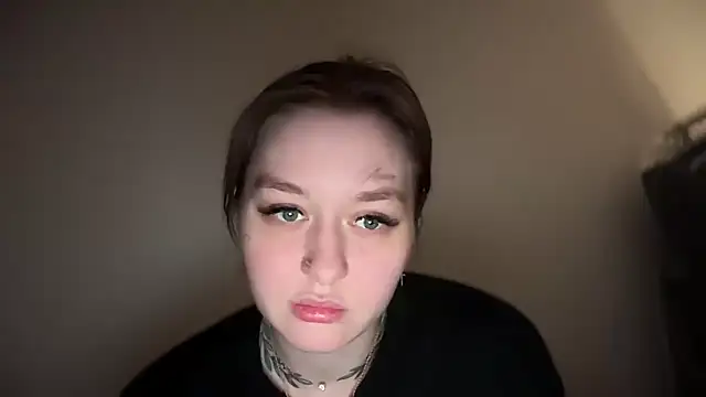 Snapshot of Isabel-Bailey chatting on February 2025 10:41:01 PM Isabel-Bailey online show from February 2025 10:41:01 PM