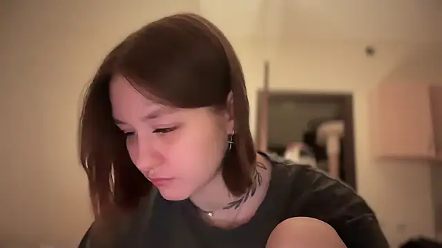 Snapshot of Isabel-Bailey chatting on February 2025 09:49:01 PM Isabel-Bailey online show from February 2025 09:49:01 PM