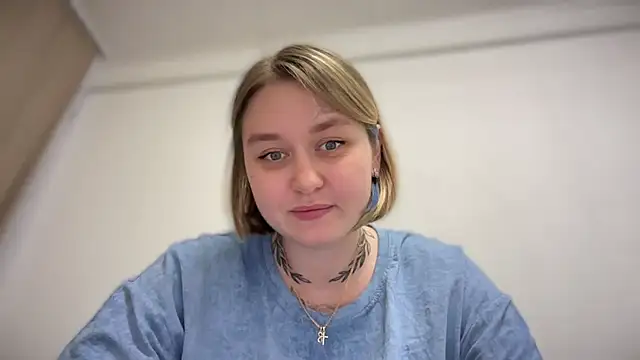 Snapshot of Isabel-Bailey chatting on October 2025 10:09:01 PM Isabel-Bailey online show from October 2025 10:09:01 PM