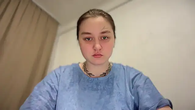 Snapshot of Isabel-Bailey chatting on October 2025 07:01:02 PM Isabel-Bailey online show from October 2025 07:01:02 PM