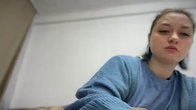 Snapshot of Isabel-Bailey chatting on October 2025 09:06:01 PM Isabel-Bailey online show from October 2025 09:06:01 PM