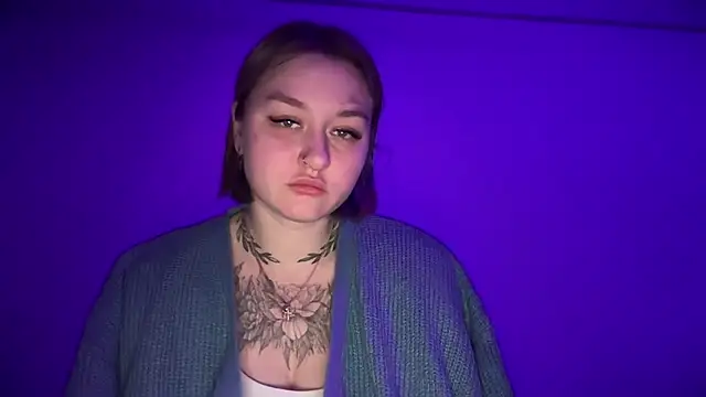 Snapshot of Isabel-Bailey chatting on October 2025 09:11:01 PM Isabel-Bailey online show from October 2025 09:11:01 PM