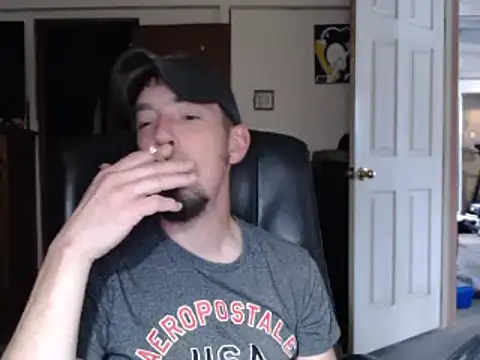 Snapshot of pensguy30 chatting on December 2024 06:43:01 PM pensguy30 online show from December 2024 06:43:01 PM