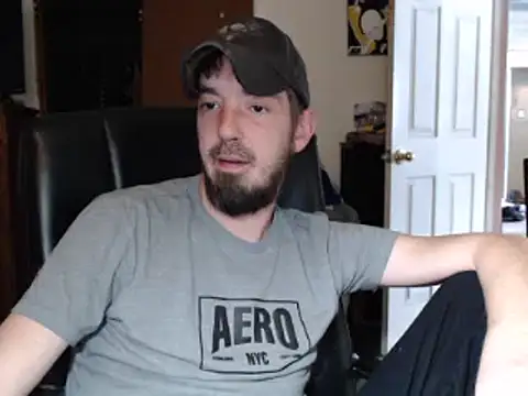 Snapshot of pensguy30 chatting on January 2025 08:19:02 PM pensguy30 online show from January 2025 08:19:02 PM