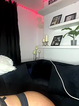 MissyLeeX online show from December 2024 04:36:01 PM