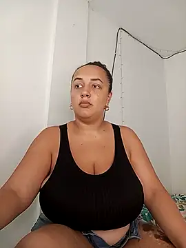 Miss-boobs online show from February 2025 08:03:01 PM