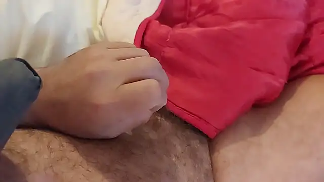 Snapshot of Ettarak chatting on October 2025 09:26:02 PM Ettarak online show from October 2025 09:26:02 PM