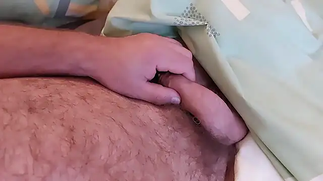 Snapshot of Ettarak chatting on October 2025 10:25:02 PM Ettarak online show from October 2025 10:25:02 PM