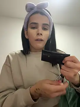 LittleePrincess online show from December 2024 05:01:02 PM