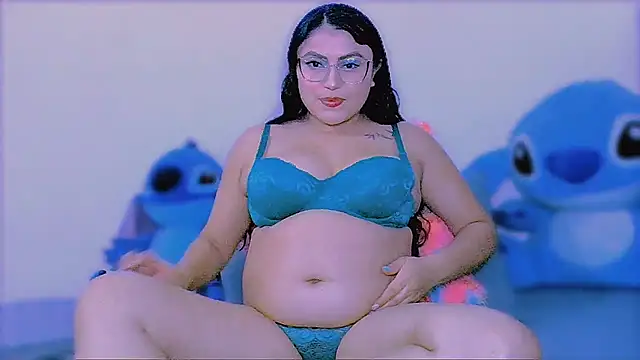 KathieBurning online show from November 2025 06:43:02 PM